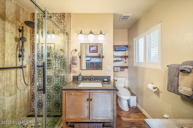24-925 N 2nd-0192