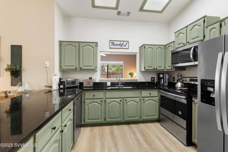 010_Kitchen