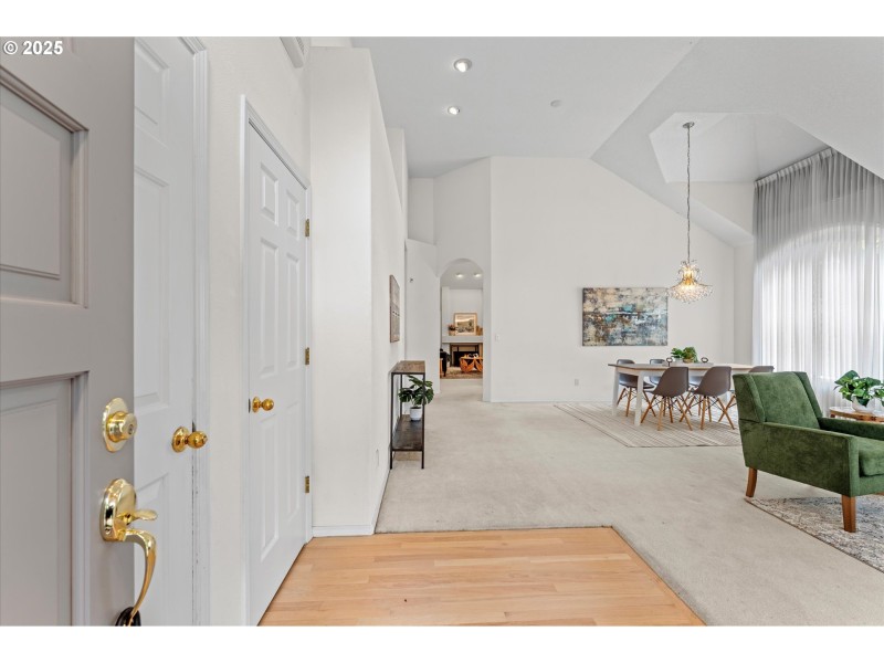 Entrance/Foyer