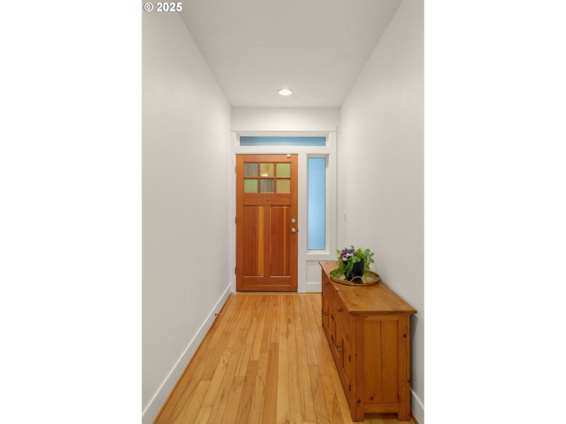 Entrance/Foyer