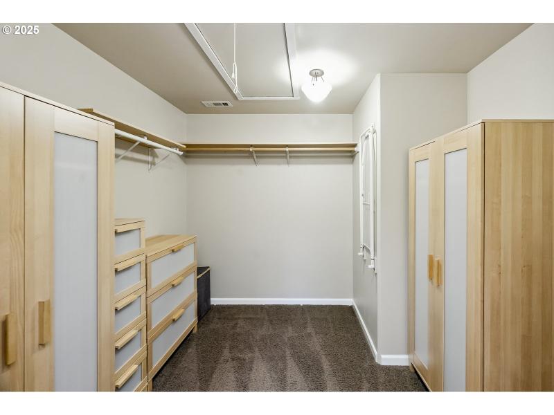 Bedroom, Owner's Suite