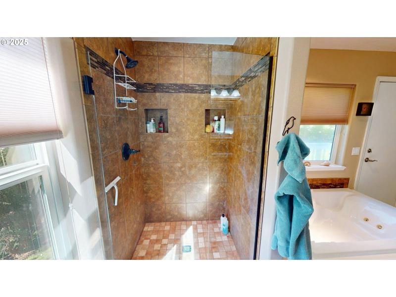 Owner's Suite Bathroom