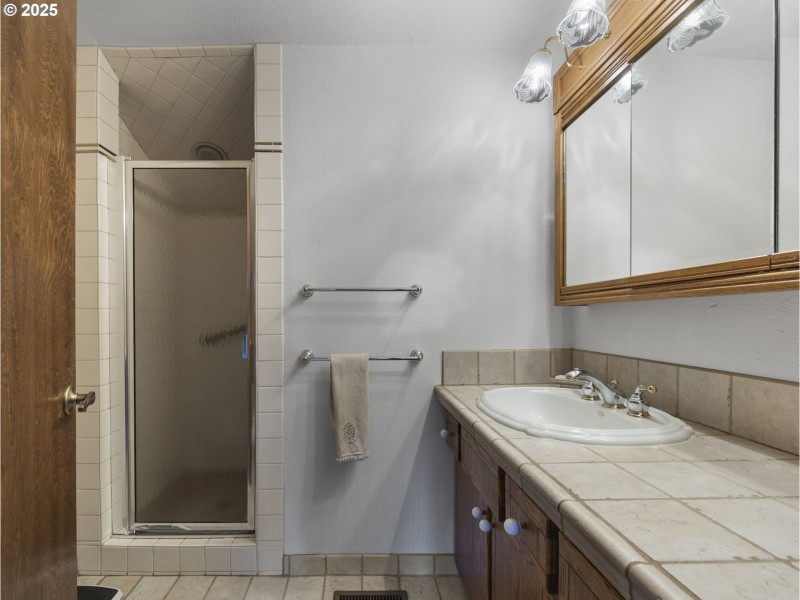Owner's Suite Bathroom