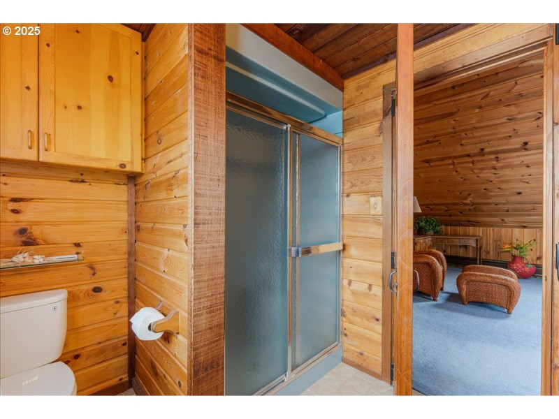 Owner's Suite Bathroom