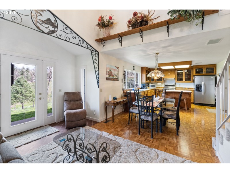 Entrance/Foyer