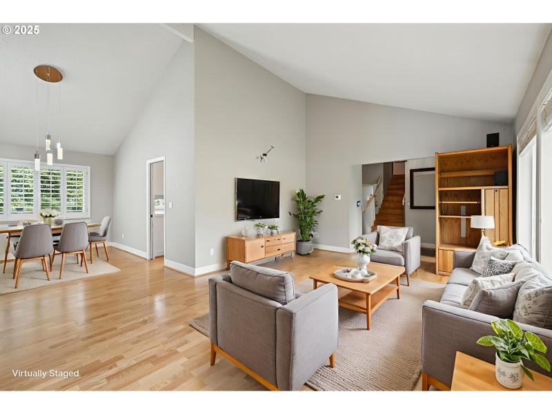 Living Room/Dining Room