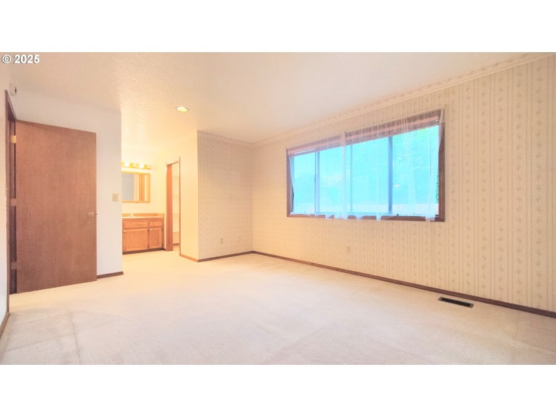 Owner's Suite Bedroom