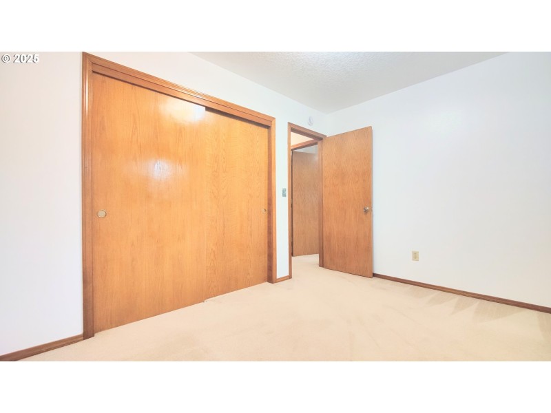 Bedroom, Owner's Suite