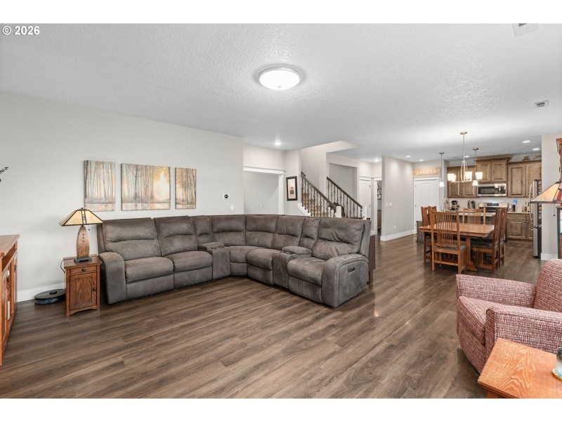 Living Room/Dining Room