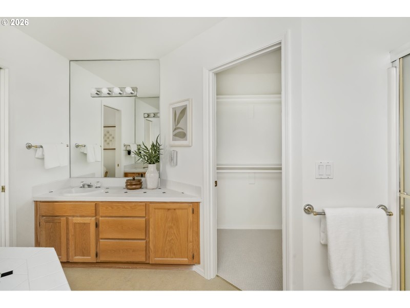 Owner's Suite Bedroom