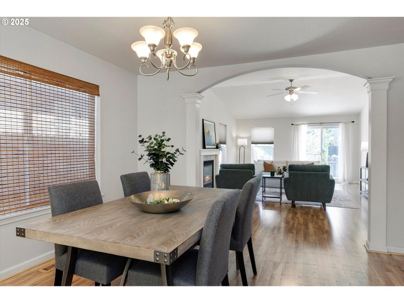 Living Room/Dining Room
