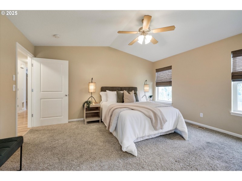 Bedroom, Primary