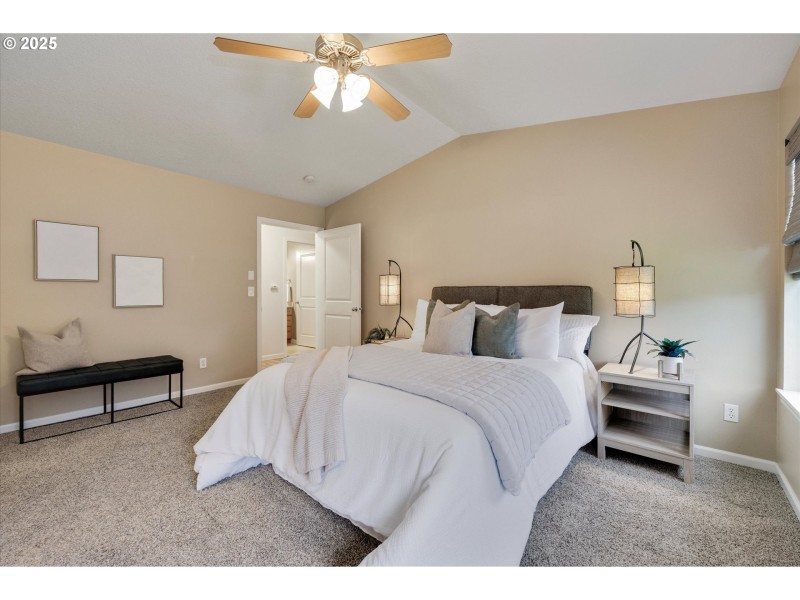 Bedroom, Primary
