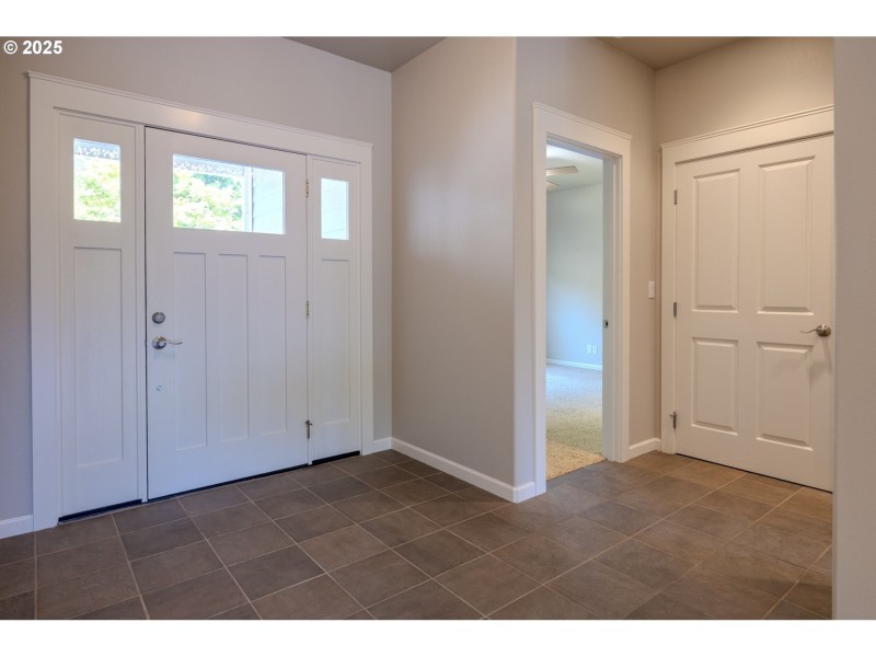 Entrance/Foyer