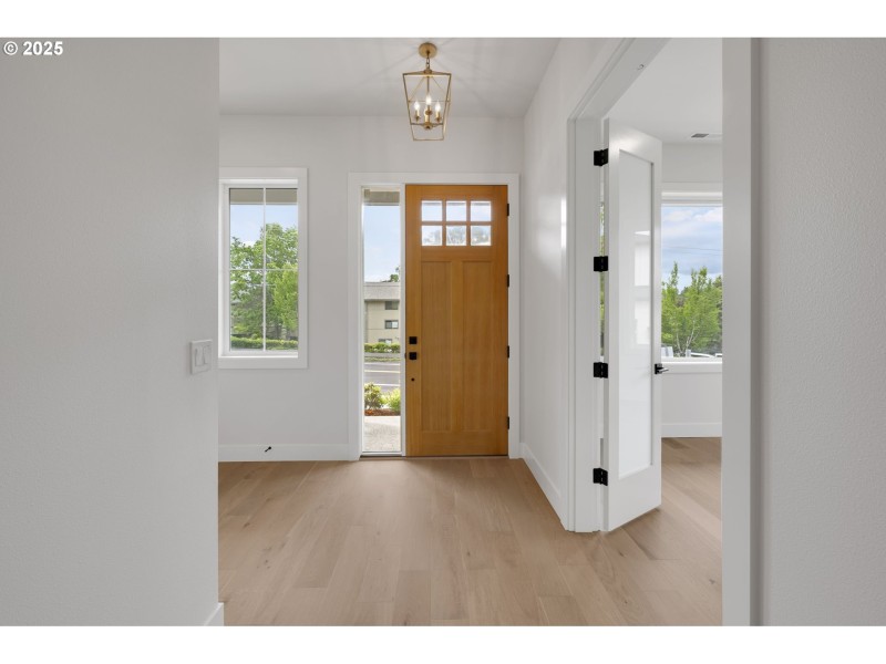 Entrance/Foyer
