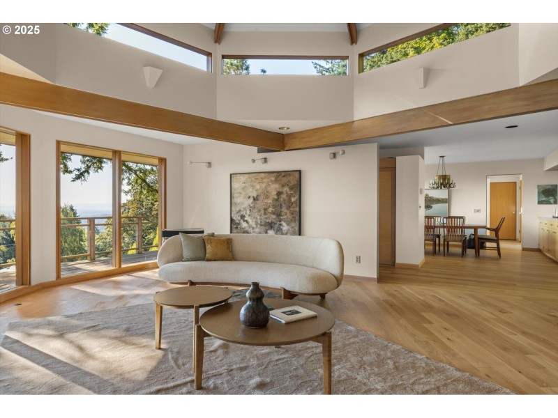 Living Room/Dining Room