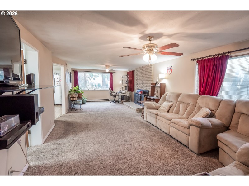 Living Room/Dining Room