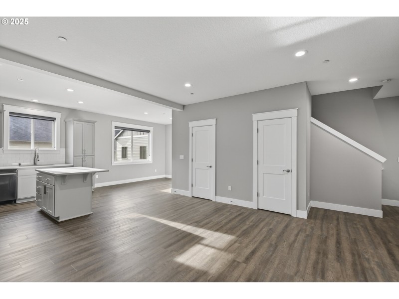 Living Room/Dining Room