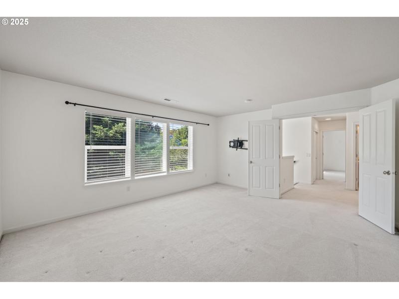 Bedroom, Owner's Suite