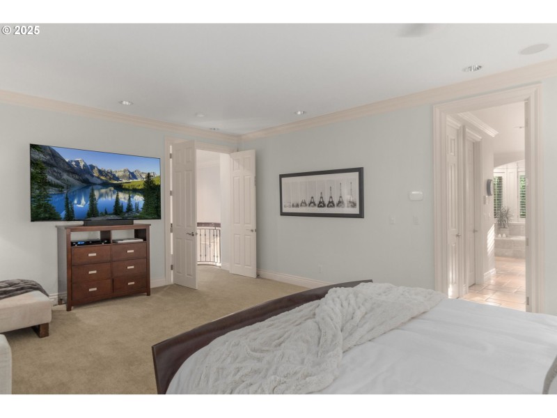 Bedroom, Owner's Suite