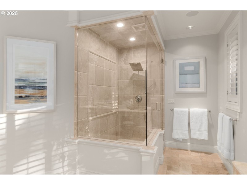 Owner's Suite Bathroom