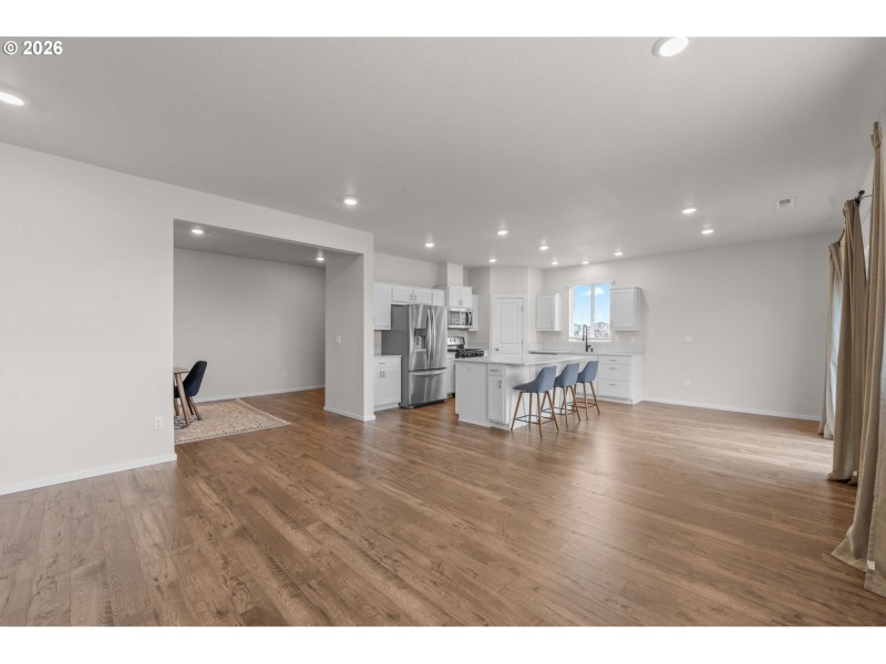 Living Room/Dining Room