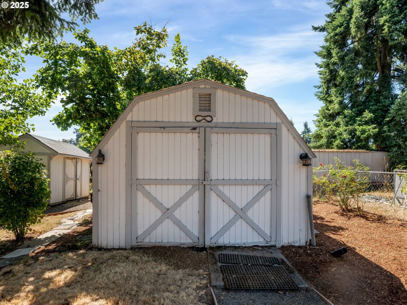 Shed