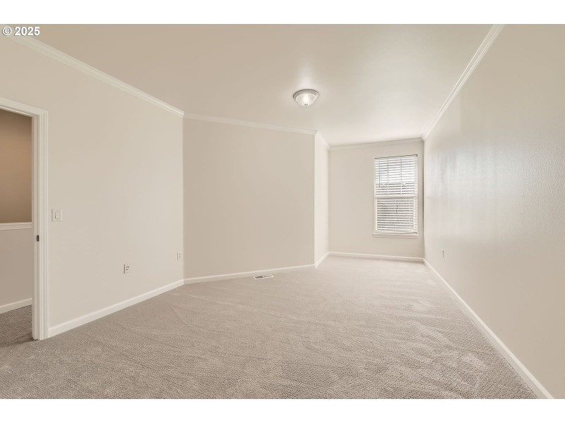 Bedroom, Primary