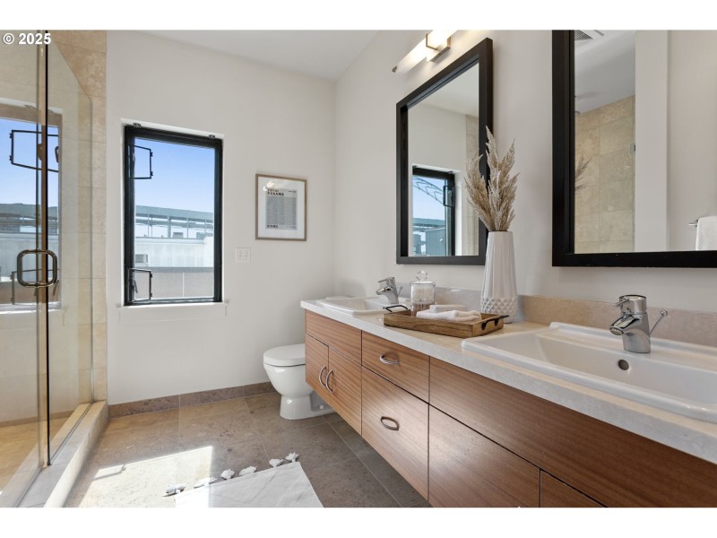 Bathroom, Attached