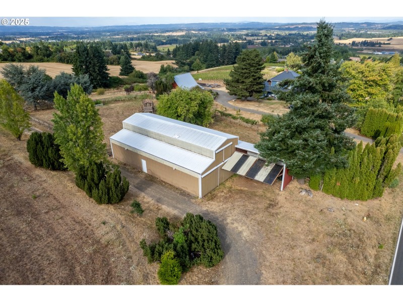 Barn