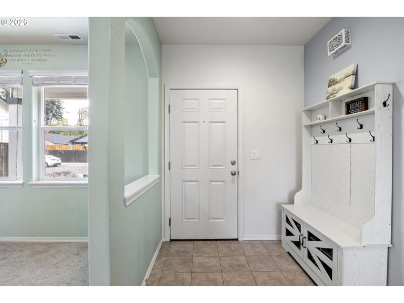 Entrance/Foyer