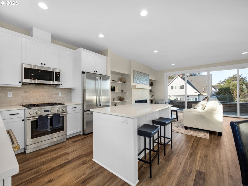 Kitchen/Living Room