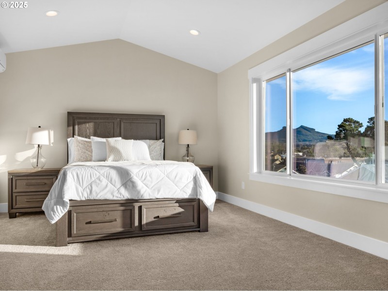 Bedroom, Owner's Suite