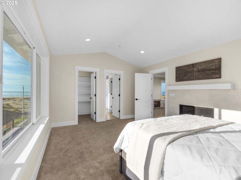 Bedroom, Owner's Suite