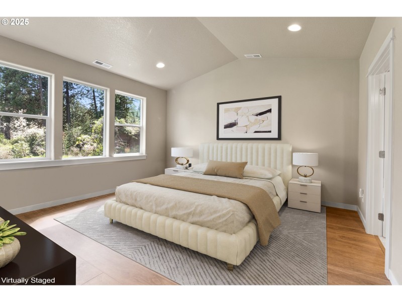 Bedroom, Primary