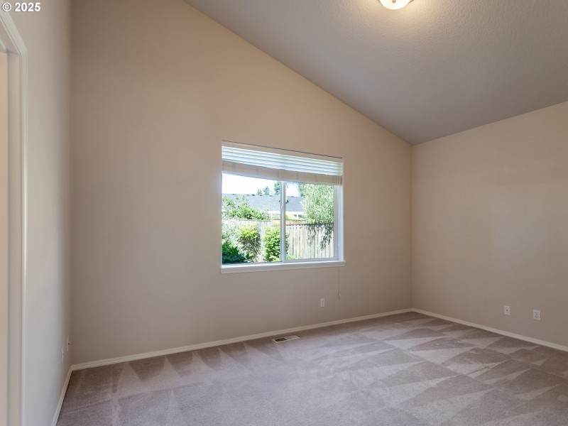 Bedroom, Primary