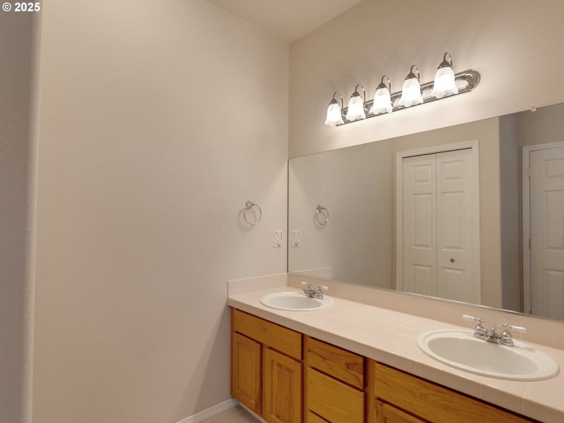Bathroom, Attached