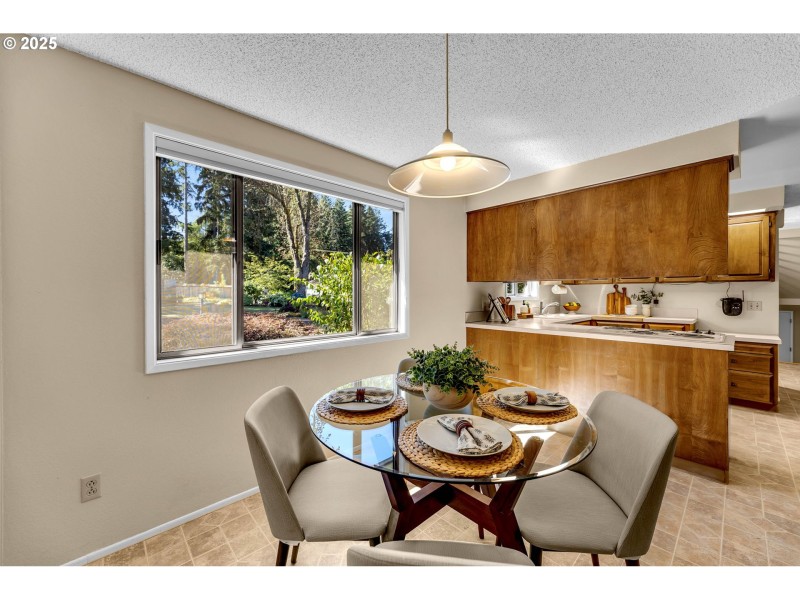 Kitchen/Nook