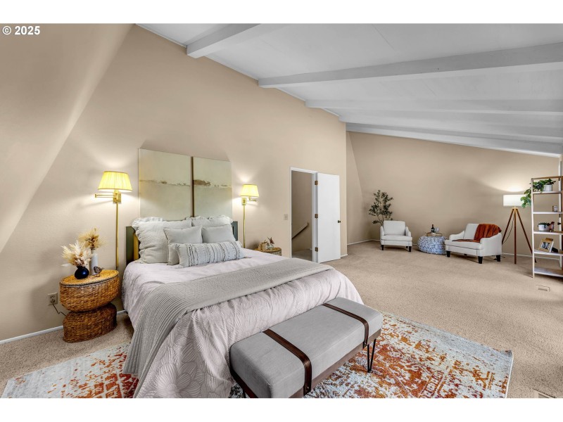 Bedroom, Primary