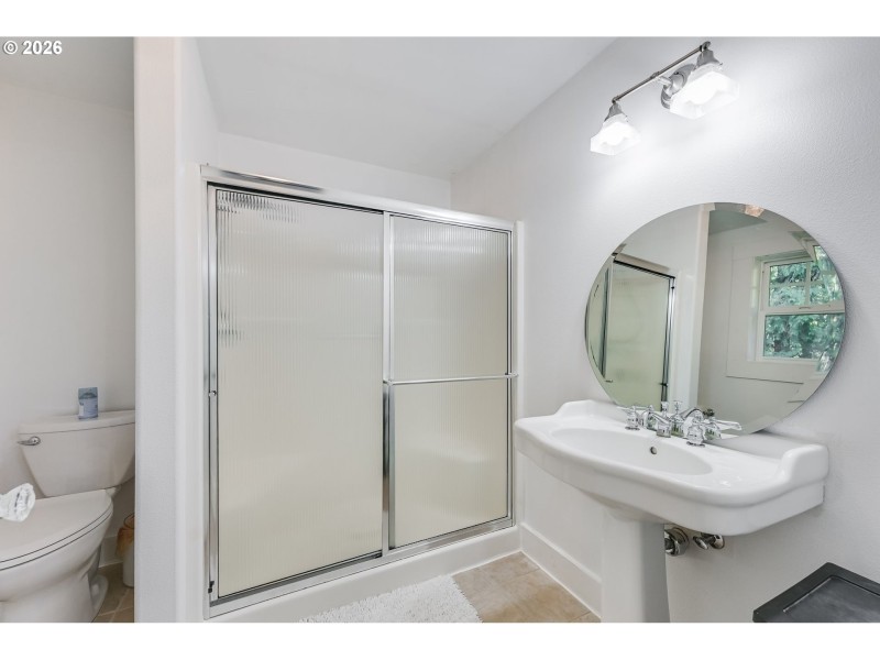 Owner's Suite Bathroom