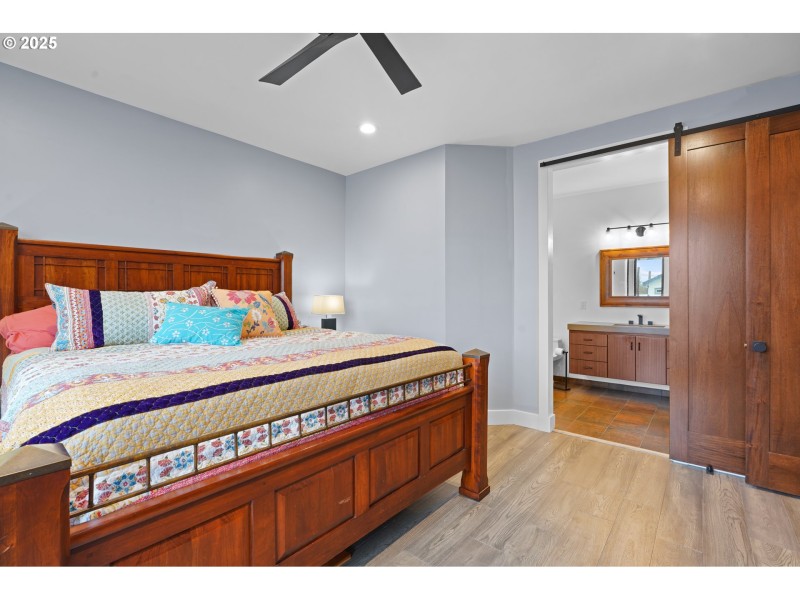 Bedroom, Owner's Suite