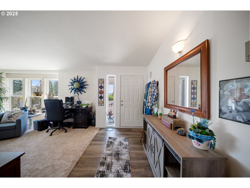 Entrance/Foyer