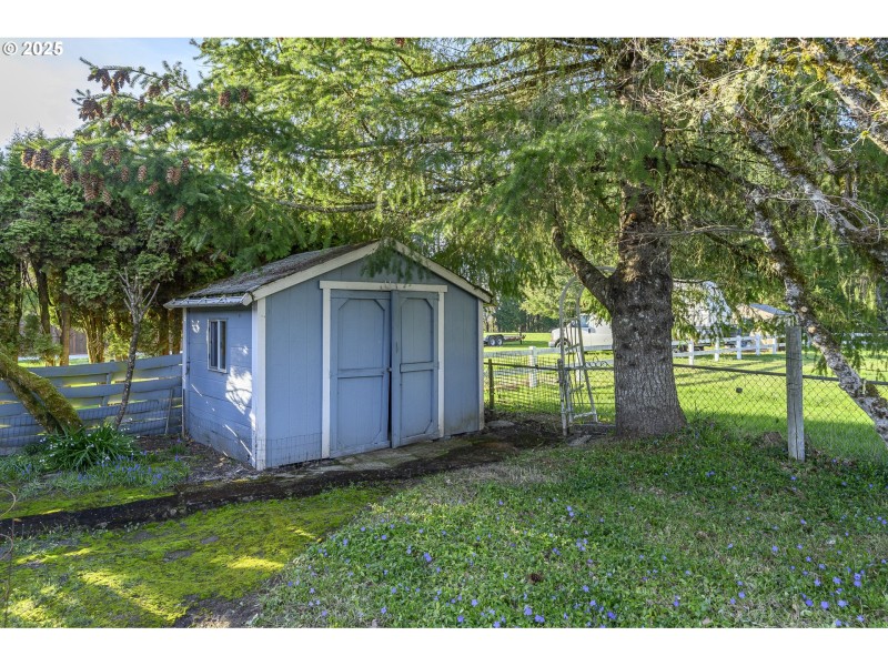 Shed