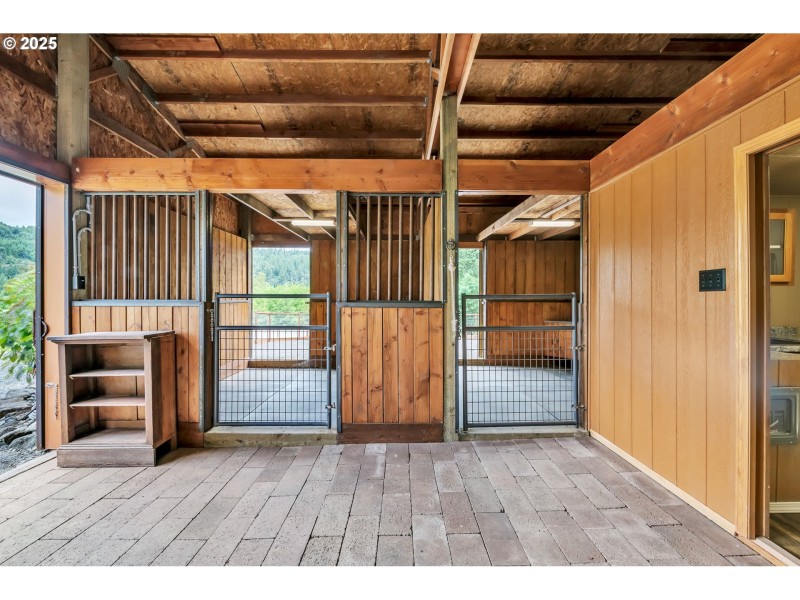 Stable