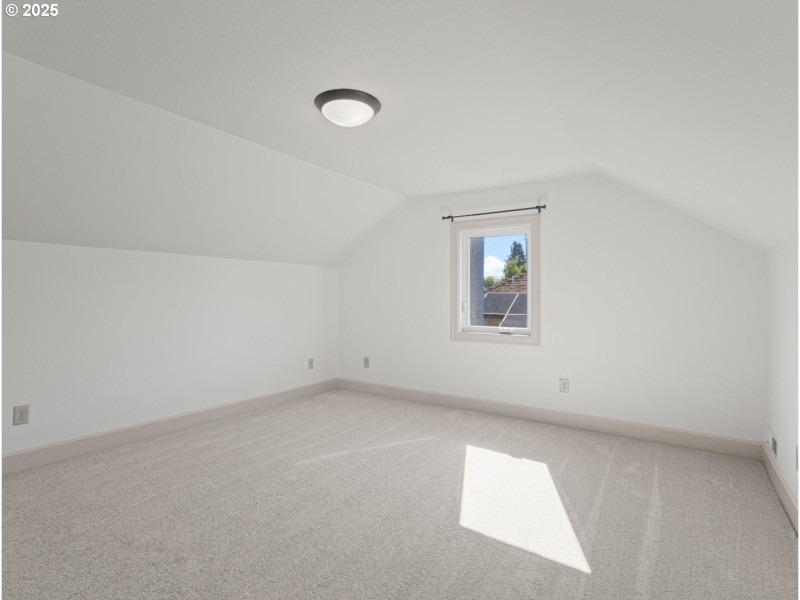 Bedroom, Primary