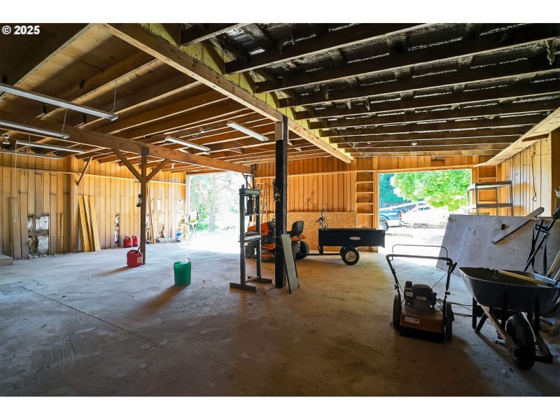 Barn