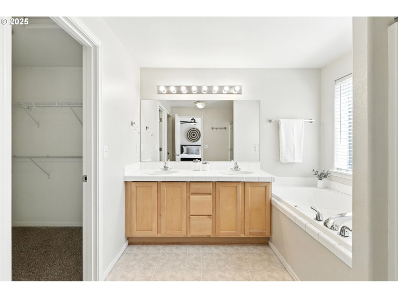 Bathroom, Attached