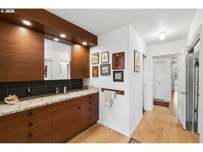 Owner's Suite Bathroom