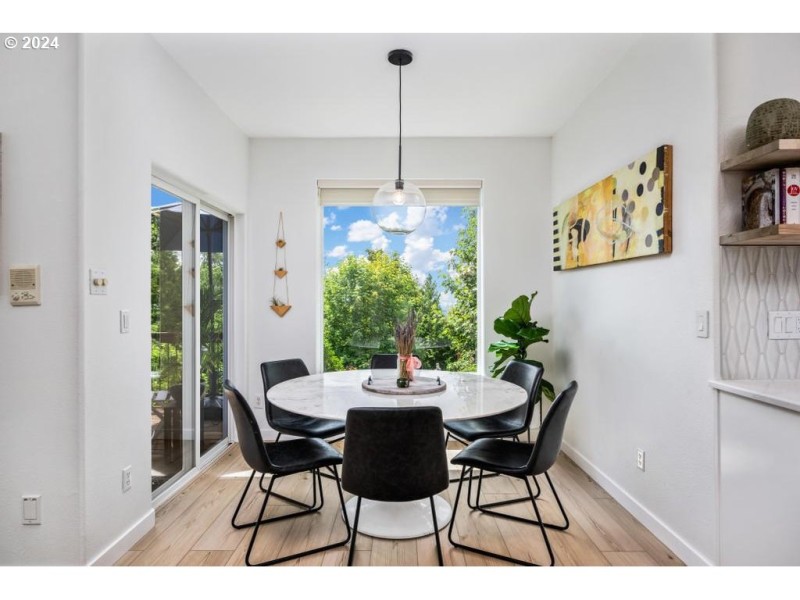 Kitchen/Nook