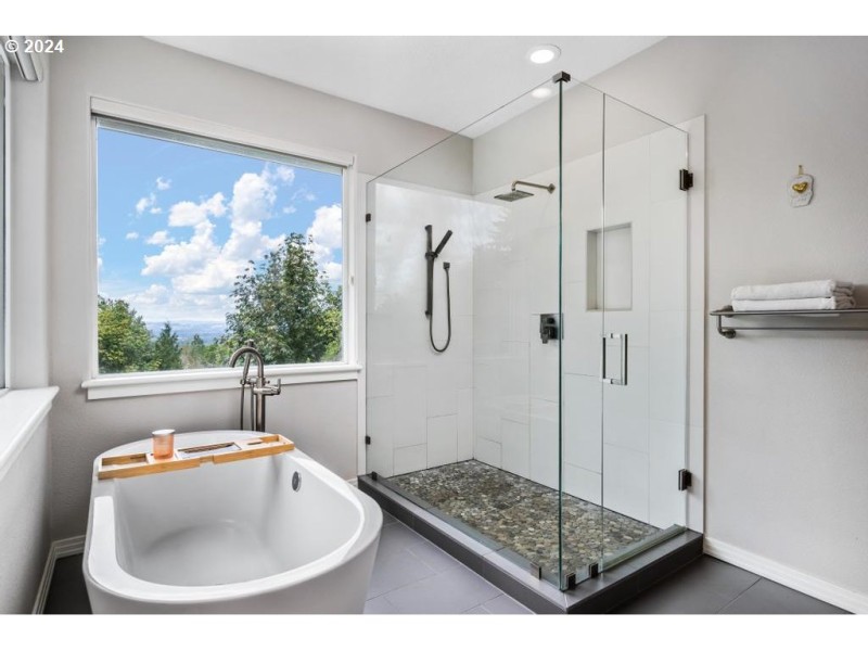 Bathroom, Attached